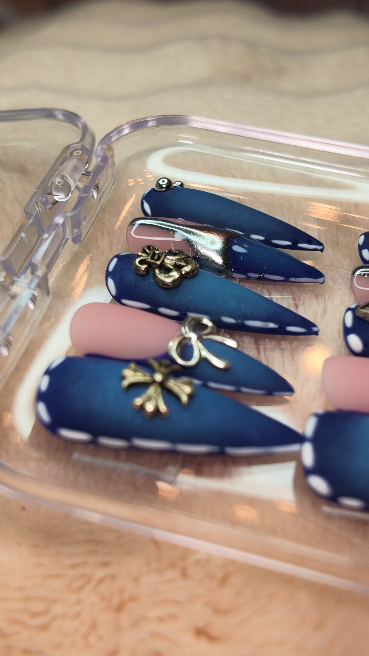 SPICY- Edgy Blue